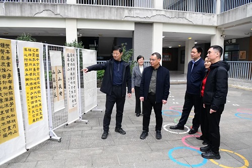 区主要领导检查春季开学及校园安全工作
