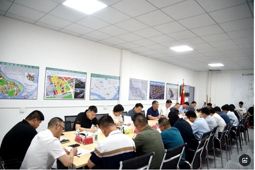 【强产业 优环境】区委主要领导现场办公推进重点项目征迁