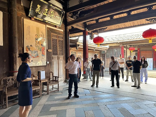 全区机关各基层党组织开展庆“七一”系列主题活动