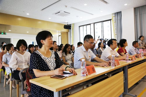 金山麦浦幼儿园今日揭牌 可为周边群众提供360个优质的幼教学位