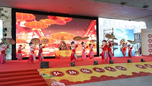 盛况空前！今天，这位“陆上女神”引热议！